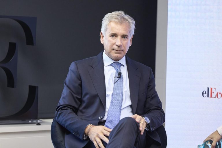 Bancos prevén crecimiento del crédito pero critican costes del euro digital, según expertos del sector