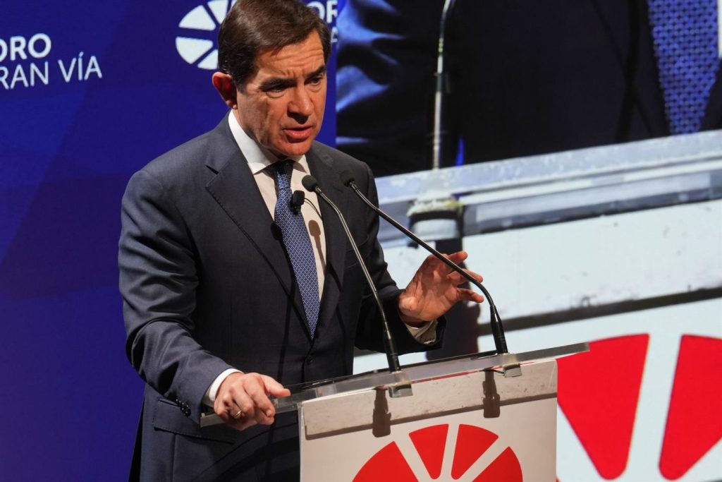 Carlos Torres (BBVA) pide cambios regulatorios ante el aumento del precio de la vivienda en España