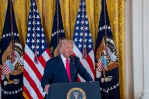 EE.UU. acusa a la UE de discriminar a sus empresas y amenaza con medidas contra la española Amadeus