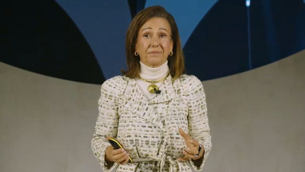 El Banco Santander estudia vender el 13% restante de su filial polaca por 1.600 millones de euros.