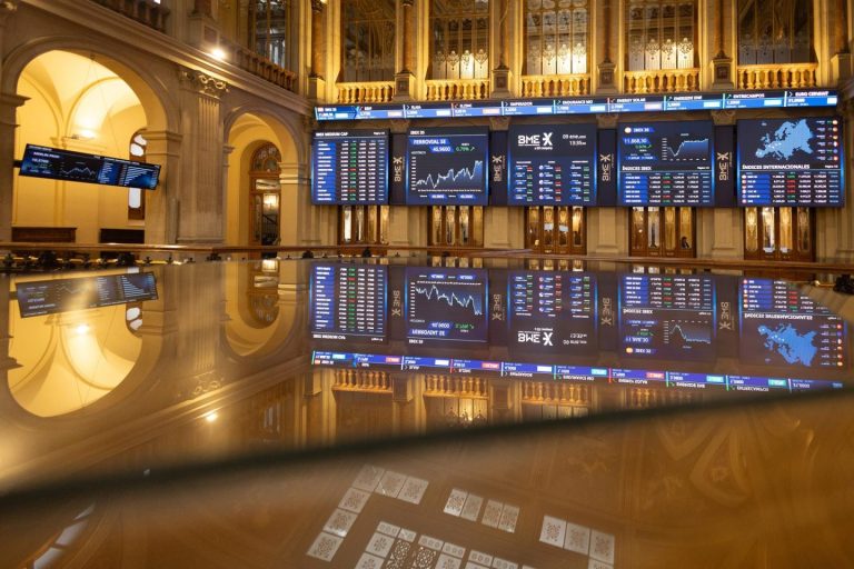 El Ibex 35 sube un 1,77% y se acerca a los 16.200 puntos impulsado por acuerdo en EEUU.