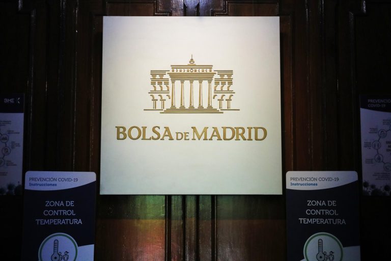 El Ibex sube un 1,36% y se acerca a nuevos máximos históricos.