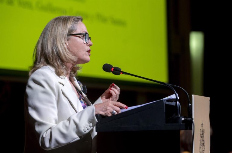 Estadísticos del Estado defienden la independencia del INE tras críticas de Calviño sobre el PIB