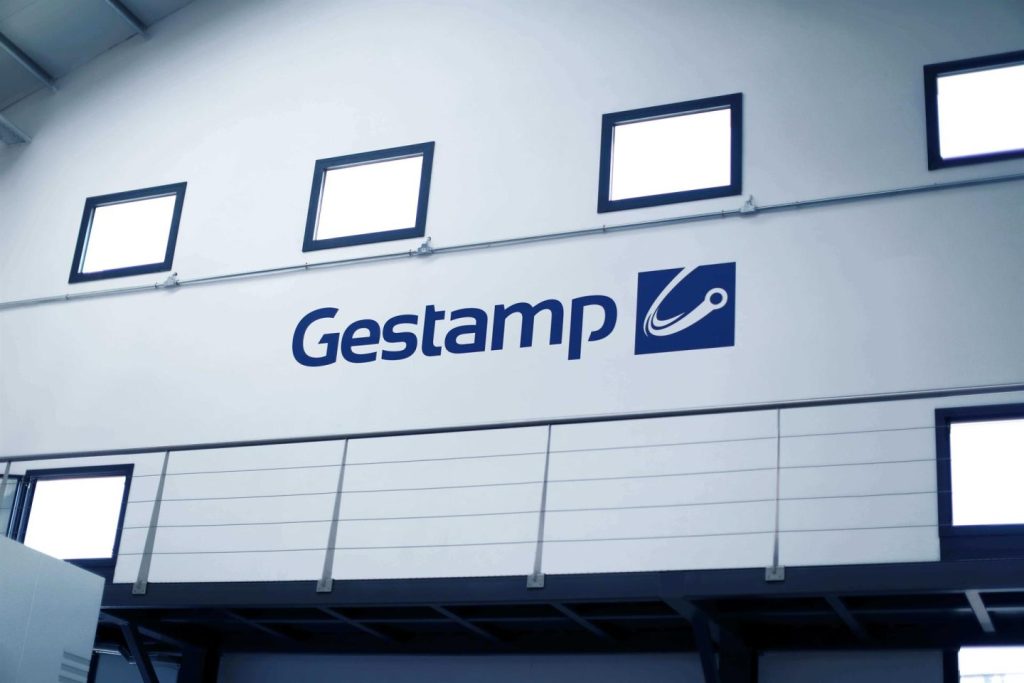 Gestamp gana 104 millones hasta septiembre y reduce su deuda al nivel más bajo desde su salida a Bolsa