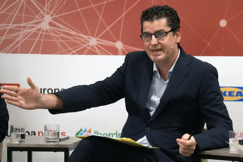 Iberdrola pide a la CNMC «altura de miras» ante efectos «dramáticos» del modelo de redes eléctricas