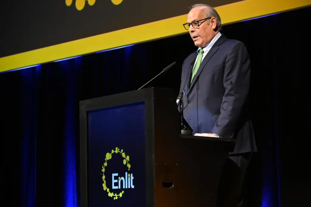 Iberdrola pide políticas estables y procesos rápidos para invertir en redes y mejorar la electrificación