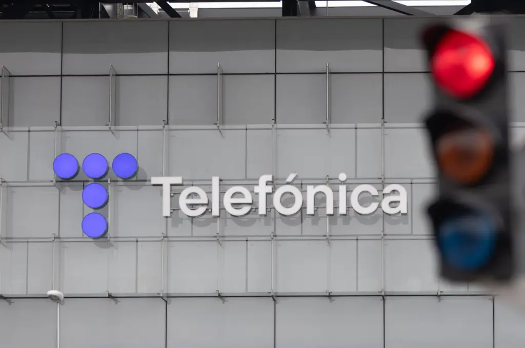 Telefónica cita a sindicatos el 17 de noviembre para hablar del impacto laboral de su nuevo plan