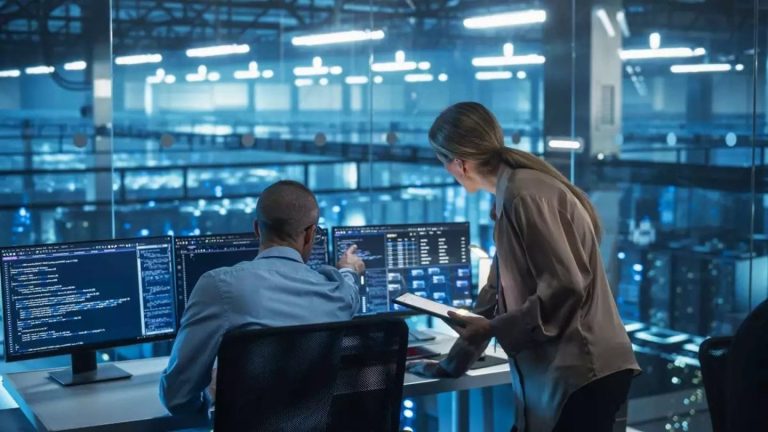 La verificación digital se acelera: el papel creciente de los perfiles sociales en la lucha contra el fraude empresarial