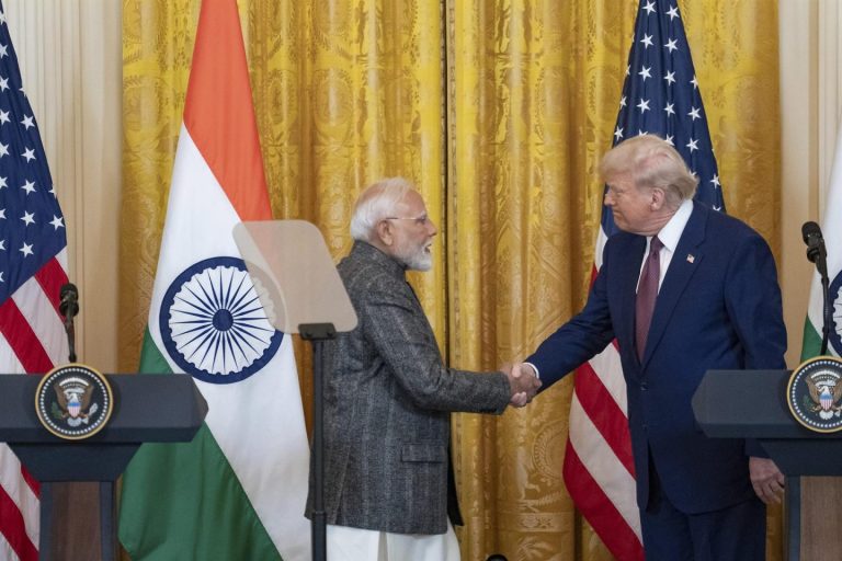 Trump, dispuesto a reducir aranceles a India ante un acuerdo comercial cercano