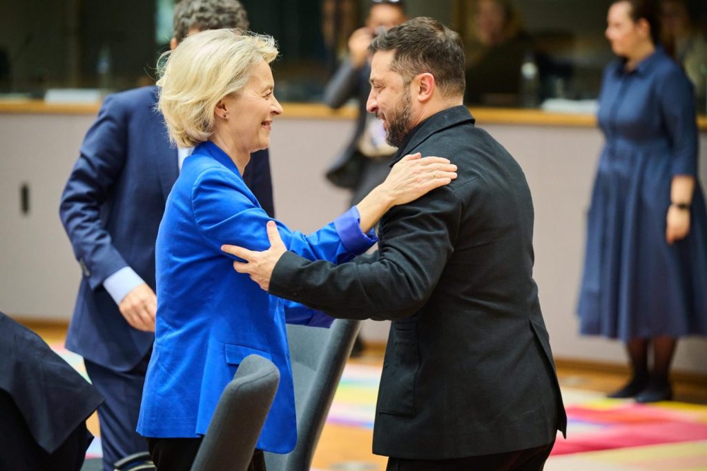 Von der Leyen propone usar activos rusos congelados para financiar la ayuda a Ucrania y combinarlos.