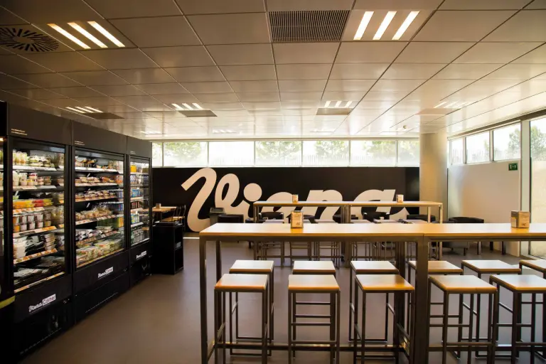 Comedores de empresa 2.0: bienestar, flexibilidad y sabor con 152 años de experiencia