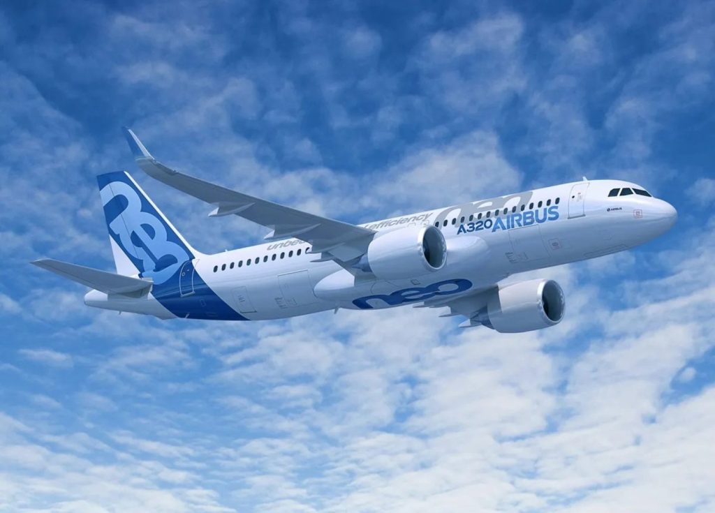 Airbus recorta entrega de aviones en 2025 por problemas de fuselaje en la serie A320