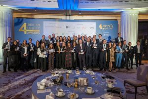 CaixaBank, Sacyr y Grenergy triunfan en premios AERI por sus relaciones con inversores