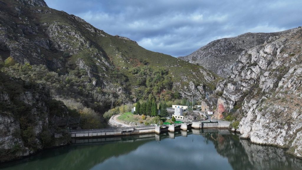 EDP invierte 8 millones en central hidroeléctrica de 3,2 MW en Rioseco, Asturias