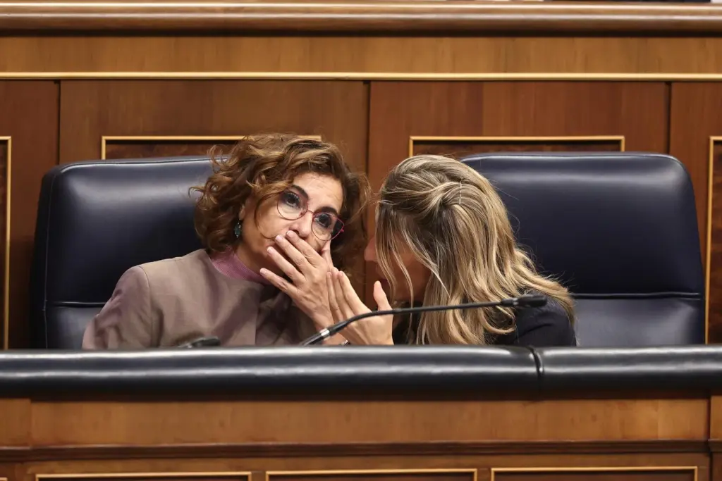 El Congreso vota la senda de déficit, el aumento salarial a funcionarios y el retraso de Verifactu.