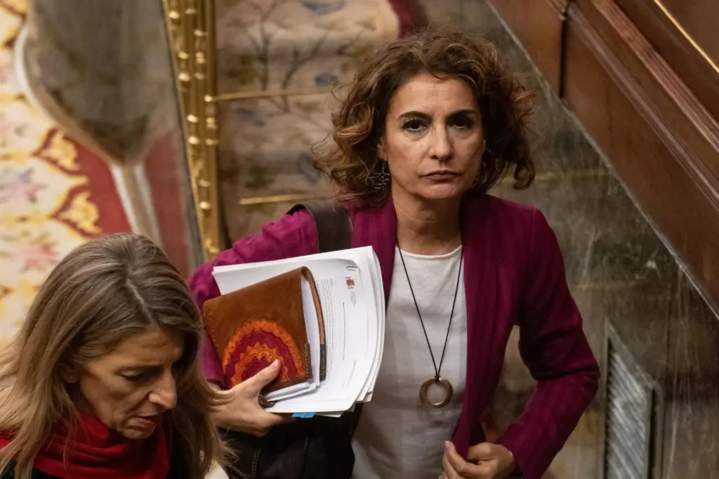 El Gobierno busca anular en el Congreso la bajada del IVA a alimentos básicos aprobada por el PP.
