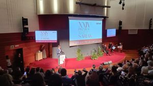 Garamendi alerta de falta de empresarios en Euskadi y critica los crecientes problemas burocráticos.