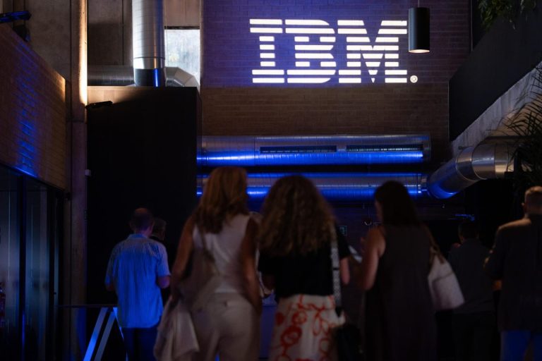 IBM confirma la adquisición de Confluent por 11.000 millones de dólares.