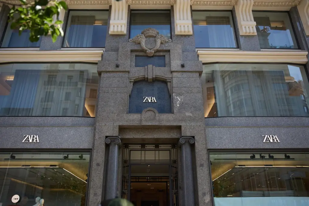 Inditex sube casi 12% en dos días por récord de resultados y respaldo de analistas en bolsa
