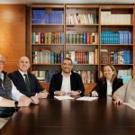 Indra adquiere el 24,8% de la firma valenciana de láseres Fyla para impulsar comunicaciones.