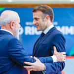 Macron dice que no habrá acuerdo con Mercosur este año; Francia exige más garantías agrícolas.