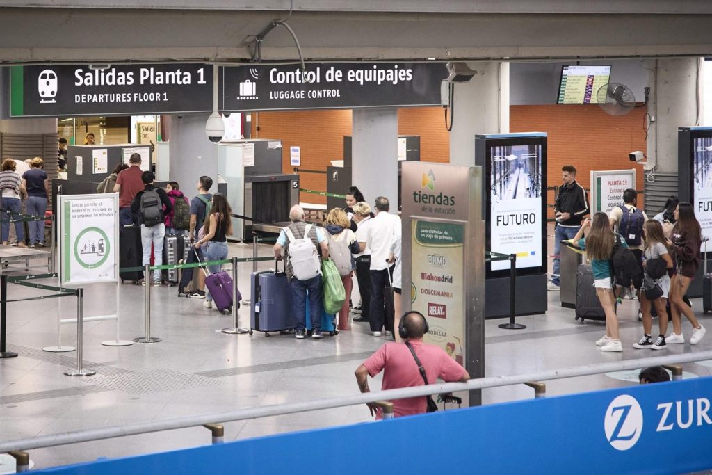 Más de 22.000 trenes circularán en Navidad en España y Renfe ofrecerá 2,6 millones de plazas