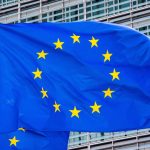 Meta permitirá a usuarios de la UE limitar la publicidad personalizada desde enero de 2026.