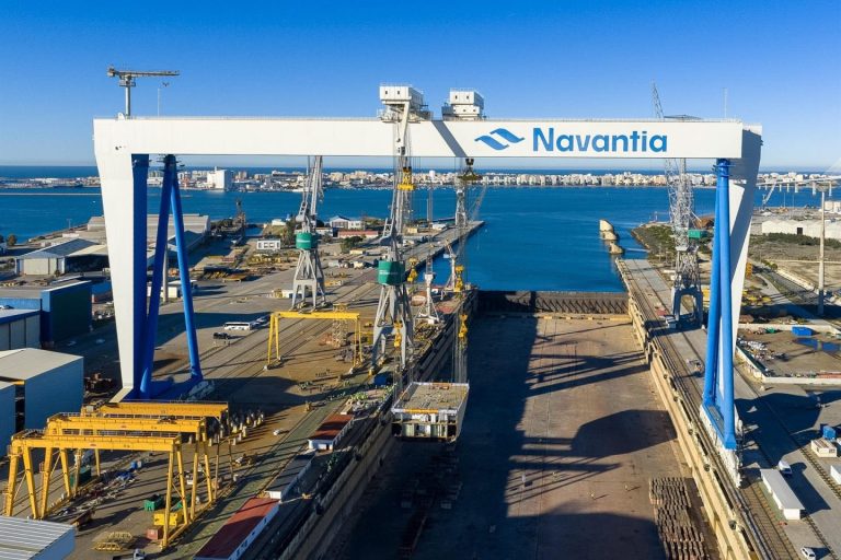 Navantia inicia construcción de buques de apoyo para portaaviones de la Royal Navy en el Reino Unido