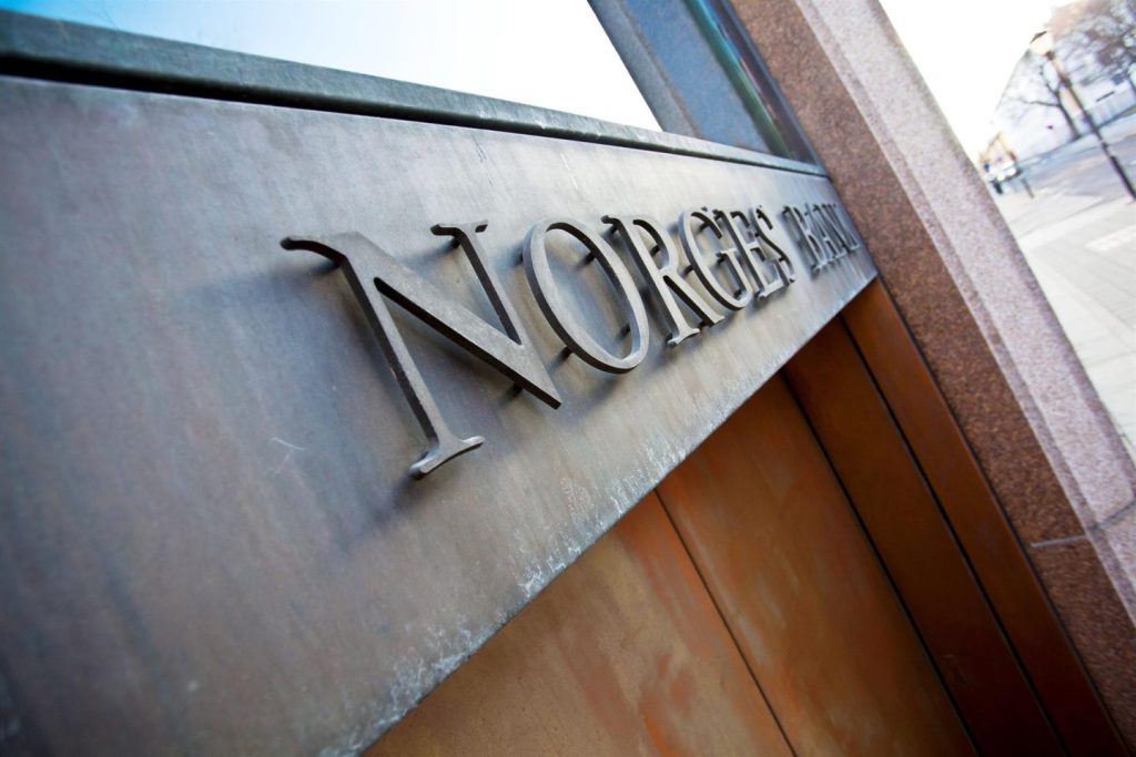 Norges Bank toma un 1,1% de Aedas Homes durante OPA de Neinor, buscando ventaja en la oferta.