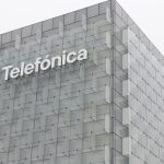 Telefónica y sindicatos firmarán este lunes el acuerdo sobre el ERE y prórroga de convenios