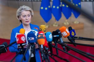 Von der Leyen busca apoyo de la UE para firmar este sábado el acuerdo comercial con Mercosur