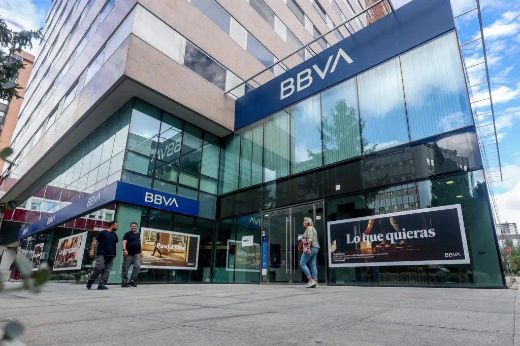 Bank of America eleva precio objetivo de la banca española y selecciona a BBVA como su favorito