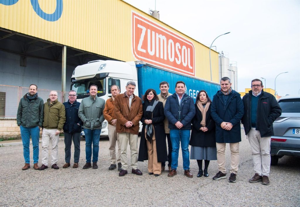 Dcoop invertirá 20 millones en reabrir la fábrica de Zumosol en Palma del Río, Córdoba, creando empleo