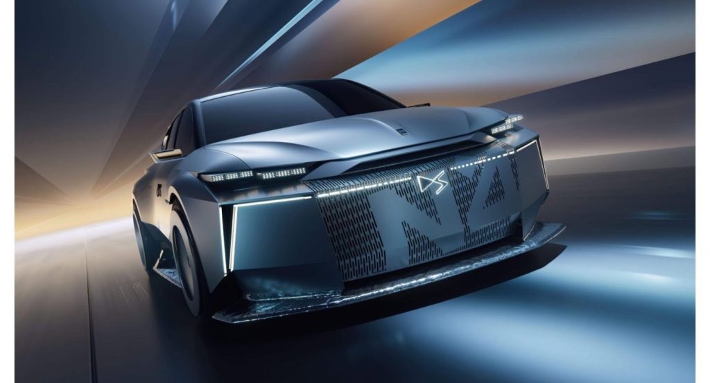 DS Automobiles desvela en Bruselas su prototipo futurista ‘Taylor made’ del DS Nº4
