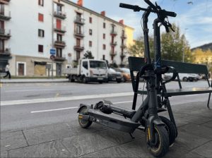 El BOE publica el decreto que obliga a registrar todos los patinetes eléctricos ante la DGT