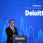 El ministro de Economía impulsa optimismo y propone más acuerdos como el de Mercosur en foro de inversores