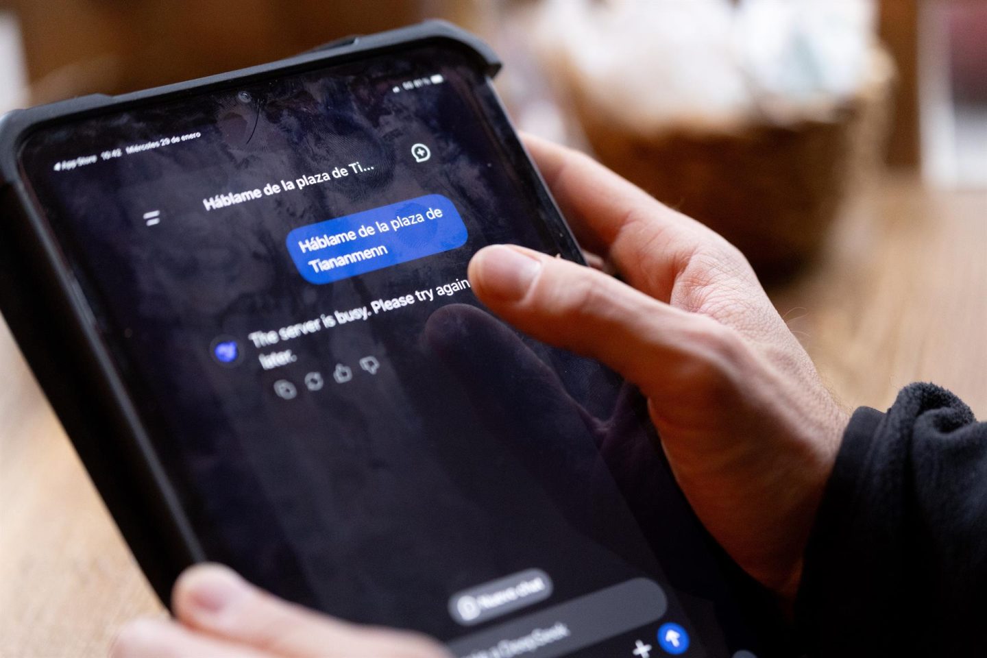 El sector TIC en España premia el dominio de IA y ciberseguridad con sueldos de hasta 130.000 euros
