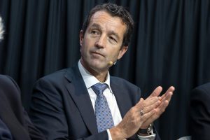 Escribano cumple un año en Indra con récord en Bolsa gracias al impulso del sector defensa