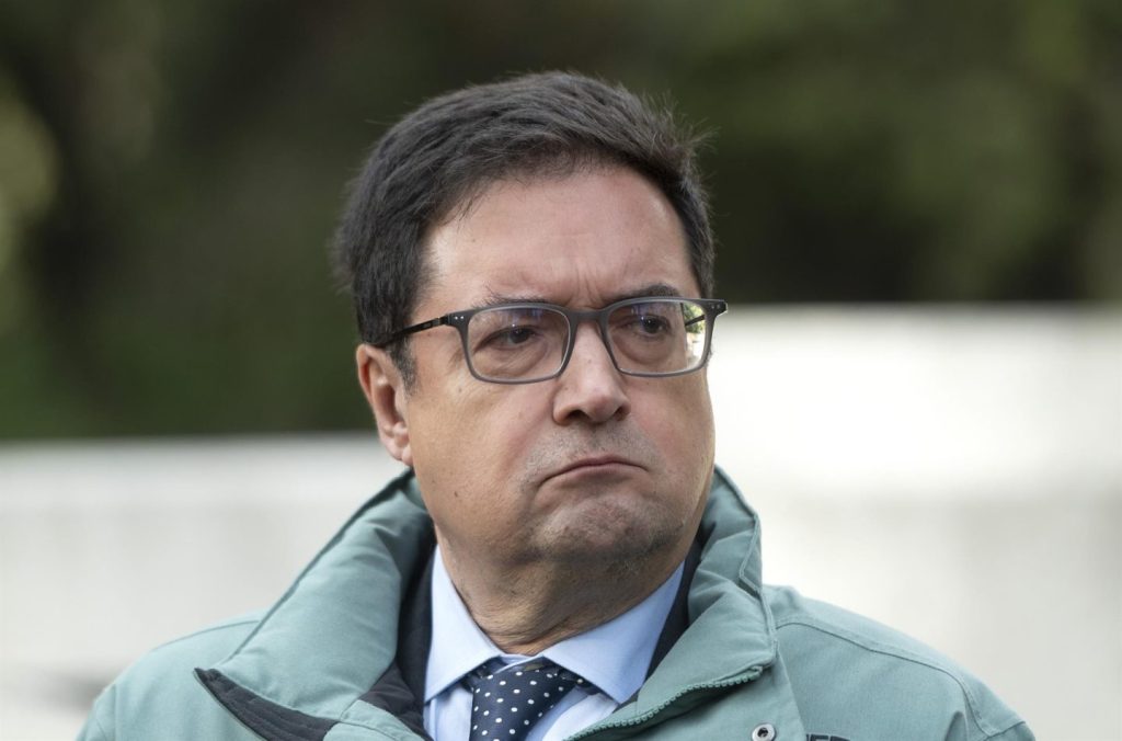 López asegura que la jornada de 35 horas en la AGE se implementará lo antes posible tras acuerdo sindical