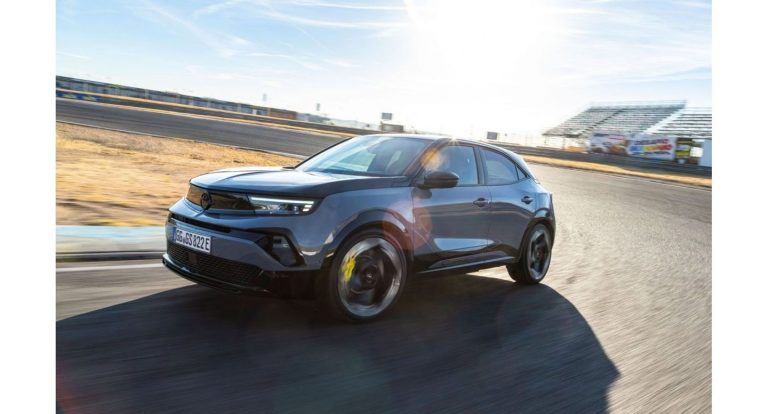 Opel vende 38.209 coches en España en 2025, un 16% más, y alcanza una cuota del 2,2% en eléctricos