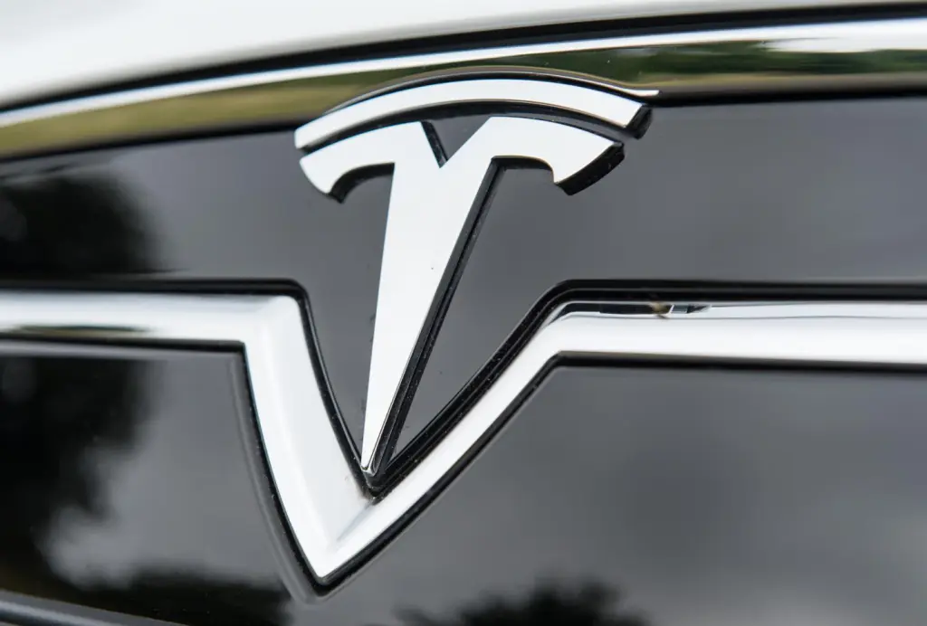 Tesla dejará de fabricar Model S y X y destinará 16.700 millones al desarrollo del robot Optimus