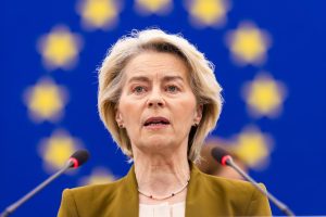 Von der Leyen pide una Europa más autónoma en una economía global hostil y competitiva