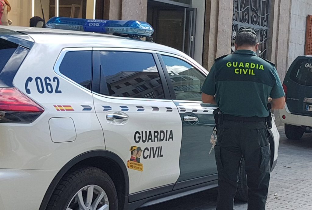 Detenido en Pruna (Sevilla) por intento de homicidio y robo con violencia tras apuñalar a un vecino