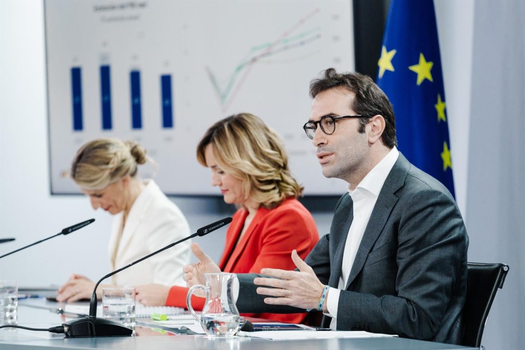 Carlos Cuerpo aboga por endurecer el registro horario de forma equilibrada y con periodos de adaptación