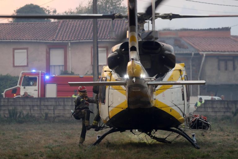 El PSOE propone ayudas para formar pilotos expertos en emergencias aéreas en el Congreso esta semana