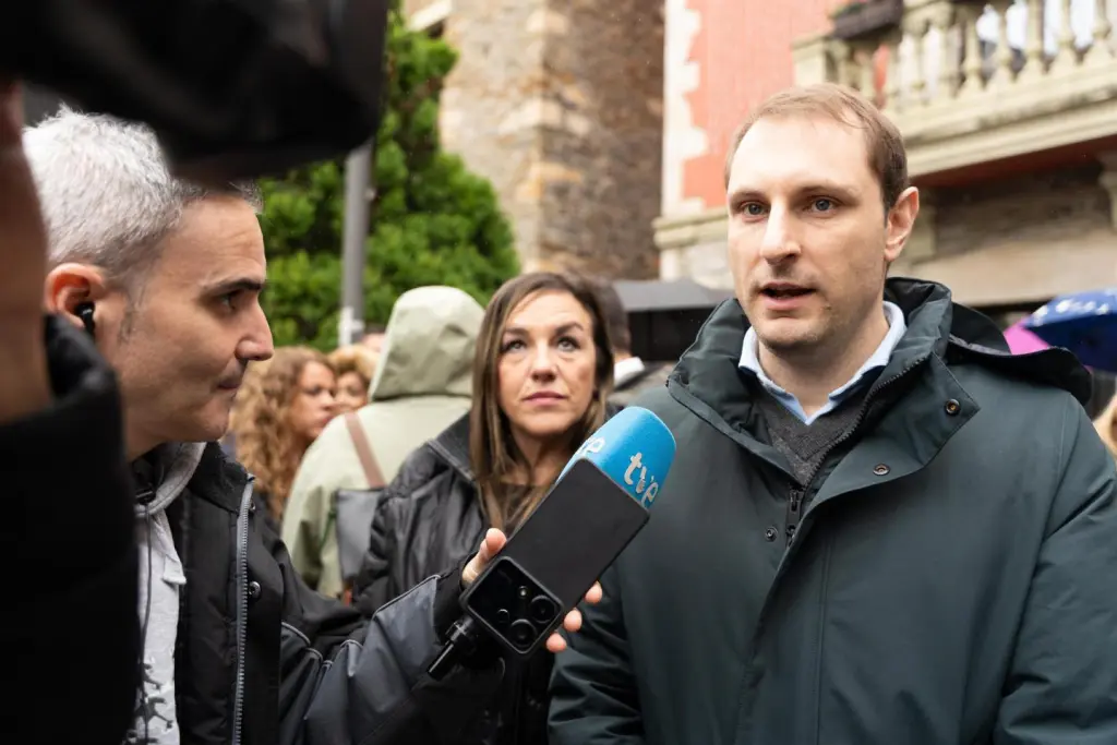 Foro apoya a trabajadores de ENCE y pide al gobierno de Barbón detener un ERE «injustificado»