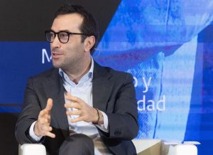 La inflación se estabiliza y continúa por debajo del crecimiento salarial, según Carlos Cuerpo