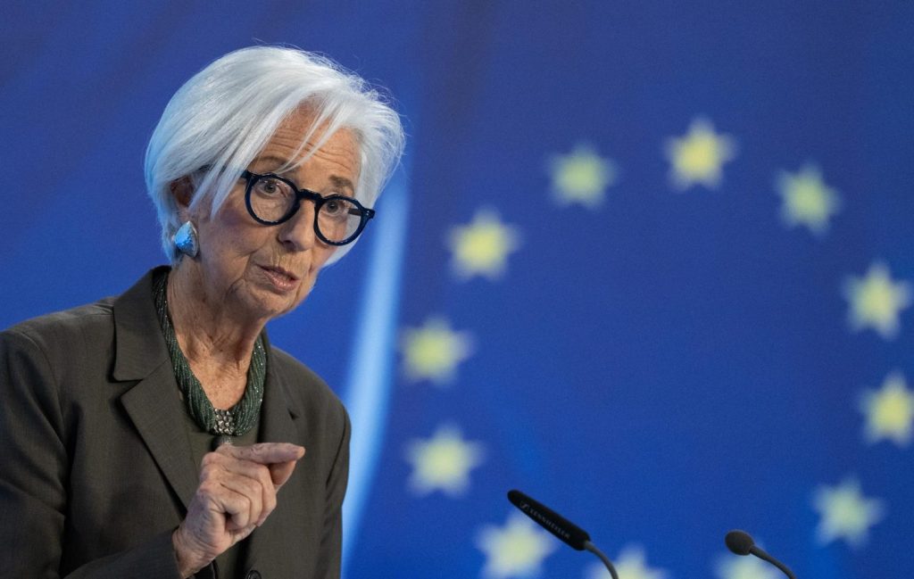 Lagarde pide avanzar con el euro digital y asegura que la inflación se estabilizará en el 2%.