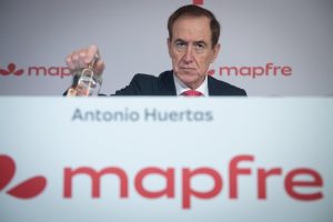 Mapfre logra rentabilidad en el seguro de coches para 2025 y supera la crisis económica en el ramo