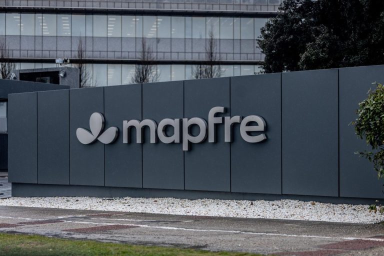 Mapfre logra un beneficio récord de 1.079 millones de euros en 2025, un 19,6% más que en 2024